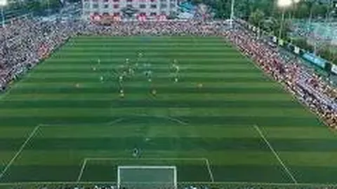 特維斯履新獨立隊主帥，率隊連續四戰逆轉勝局。